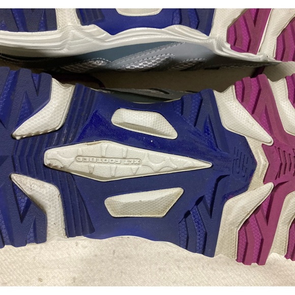 Womens New Balance 410 Trail Running Shoes (10) - Picture 8 of 11